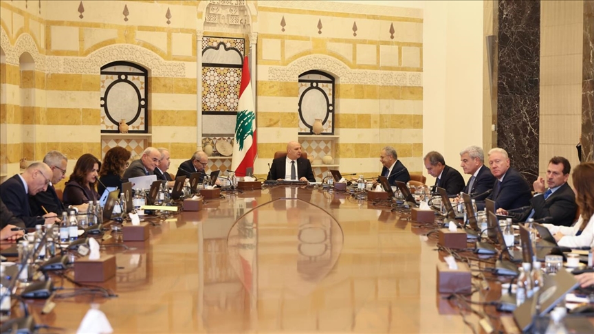 لبنان.. الحكومة تشيد بخطة الجيش لحصر السلاح "رغم عوائق إسرائيل" 