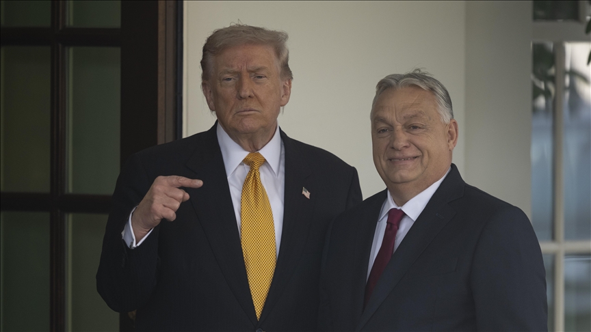 États-Unis : Trump envisage une dérogation pour permettre à la Hongrie d’acheter du pétrole russe