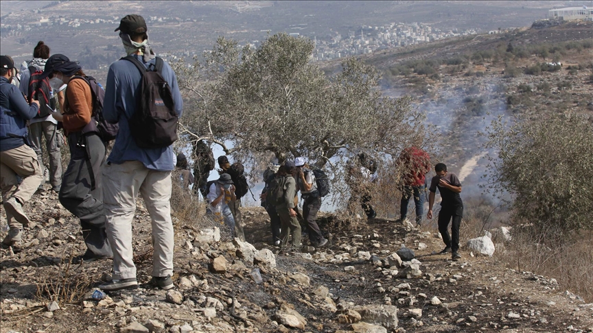 إصابة 15 فلسطينيا بهجوم للجيش الإسرائيلي على وقفة بطولكرم