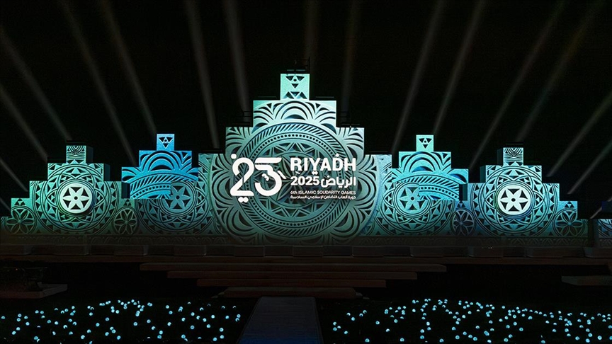 6. İslami Dayanışma Oyunları'nın resmi açılışı Riyad'da yapıldı