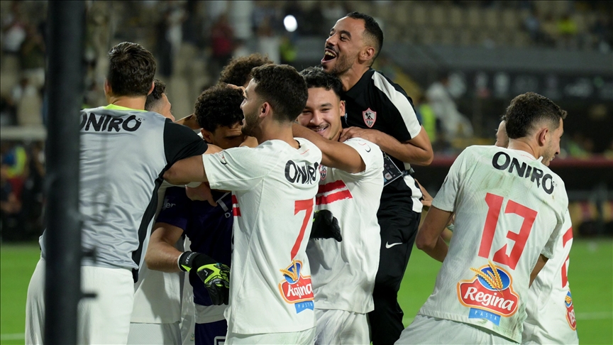 قدم.. الزمالك يضرب موعدا مع الأهلي في نهائي كأس السوبر المصري