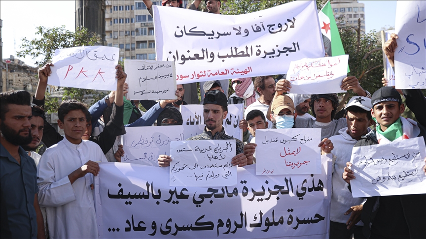 Suriye’nin başkenti Şam'da terör örgütü PKK/YPG protesto edildi