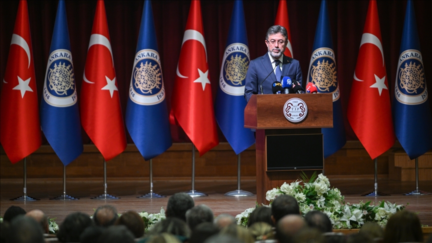 Tarım ve Orman Bakanı Yumaklı'dan vatandaşlara "ağaçlandırma seferberliği" çağrısı