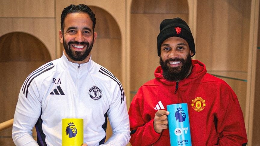 قدم.. الكاميروني مبيومو أفضل لاعب بالبريميرليغ في أكتوبر