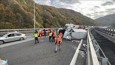Bolu Dağı Tüneli viyadüklerindeki zincirleme kaza ulaşımı aksattı