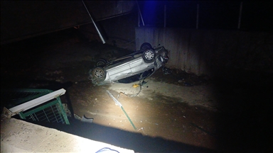 Li Tunceliyê çawîşekî pispor bi otomobîlê ji pireyê ket xwarê û canê xwe ji dest da