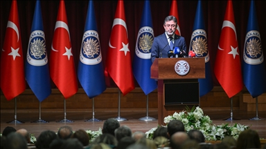 Tarım ve Orman Bakanı Yumaklı'dan vatandaşlara "ağaçlandırma seferberliği" çağrısı