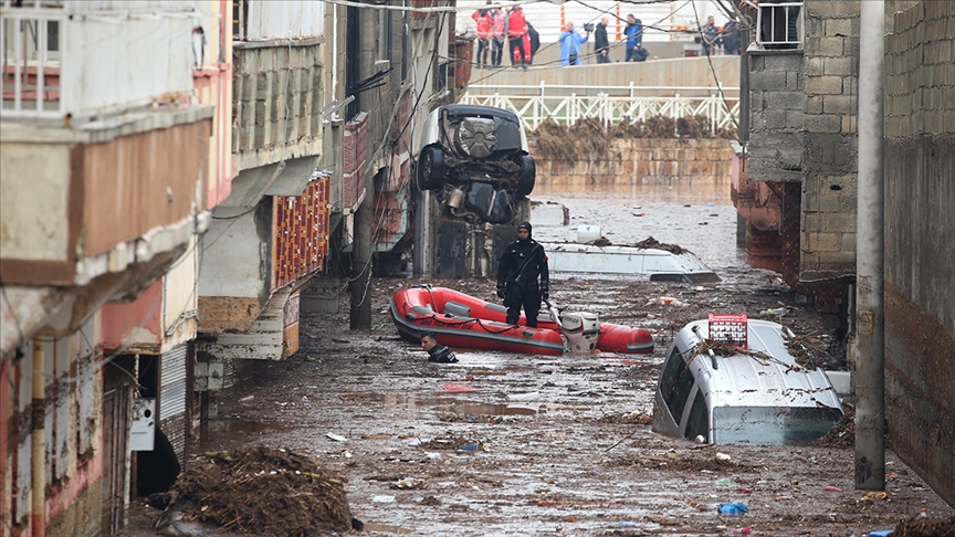 DSİ'nin geliştirdiği "Sensör Havzası Projesi" ile taşkınlar önceden saptanarak zararları azaltılacak