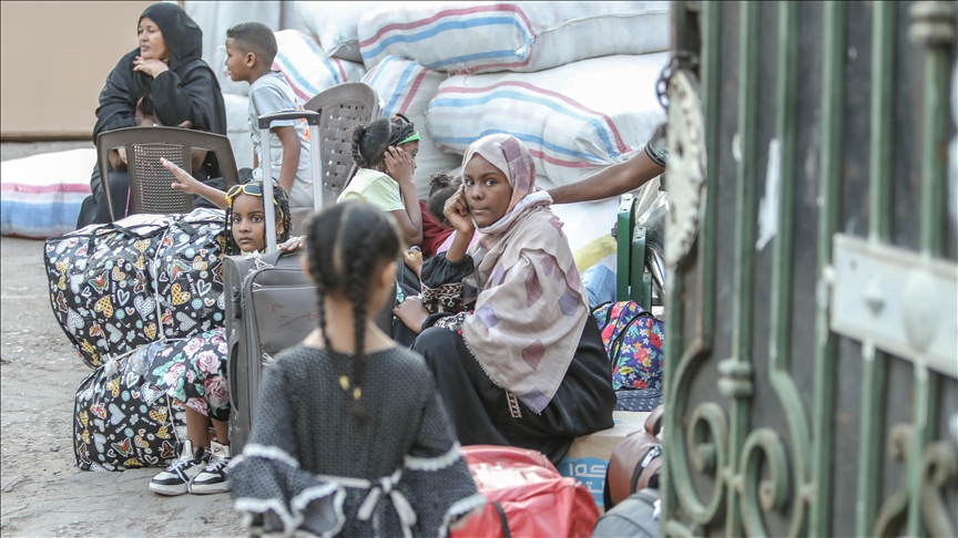 Over 3,200 Sudanese families flee El-Fasher amid RSF attacks, local group says