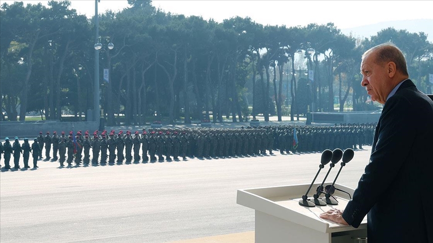 Cumhurbaşkanı Erdoğan: (Azerbaycan) Bu zaferi Kafkasya'da kalıcı barışa giden yolun kilometre taşı olarak görüyoruz