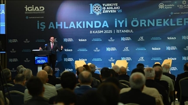 مدير عام الأناضول يؤكد أهمية أخلاقيات العمل في المؤسسات الإعلامية