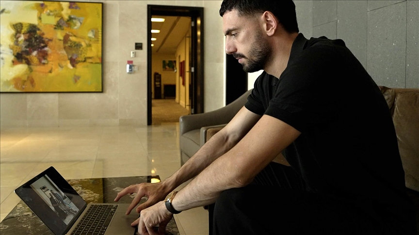 Merih Demiral “Ailemiz Geleceğimiz” fotoğraf yarışmasına katıldı