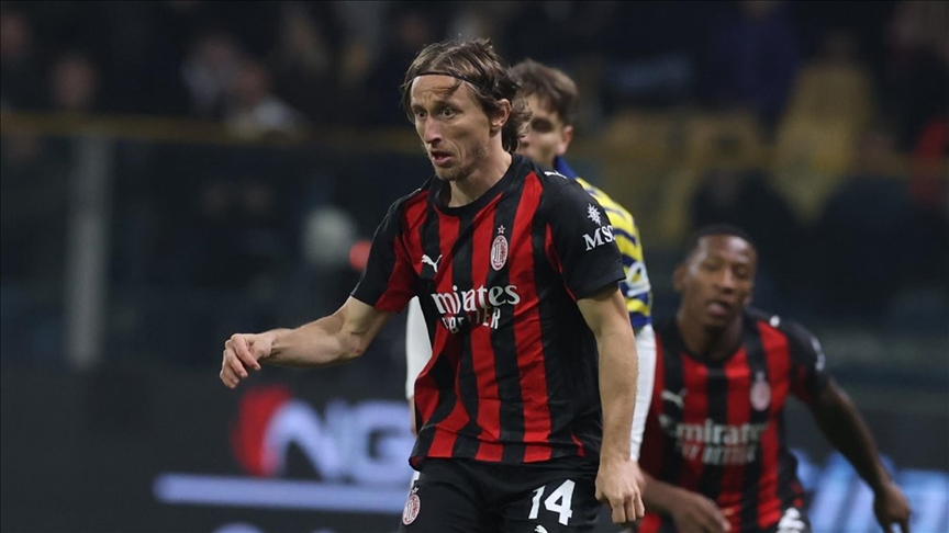 قدم.. بارما ينتزع نقطة من ميلان في الدوري الإيطالي