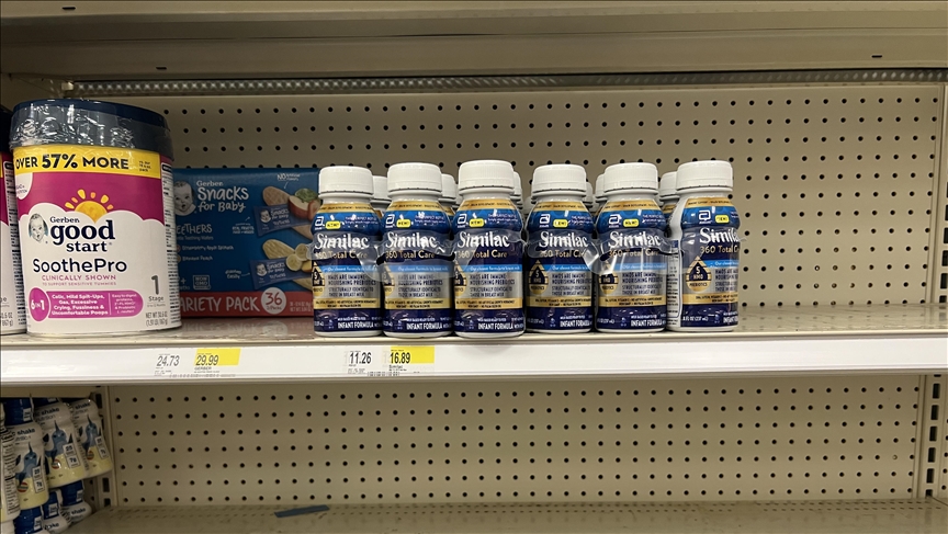 Baby formula recalled after botulism cases in 10 US states