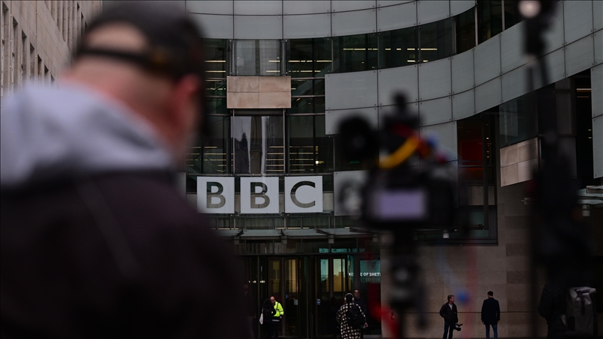 British papers describe BBC resignations as broadcaster’s ‘biggest crisis in a decade’
