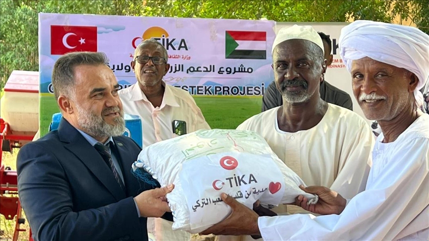 السودان.. "تيكا" التركية تقدم مساعدات زراعية لألف أسرة