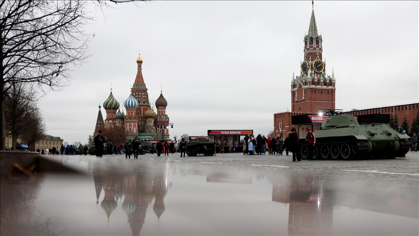 EU 'continuously working on new ways' to increase pressure on Russia