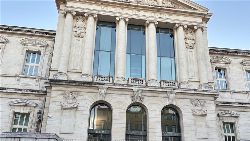 Violences et injures islamophobes lors d’une arrestation: Deux policiers relaxés, 12 mois de sursis pour trois autres