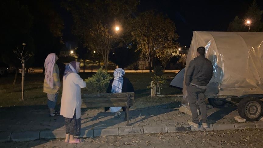 Li Balikesîrê bi mezinahiyên 4,5 û 4,4an  erdhej çêbûn