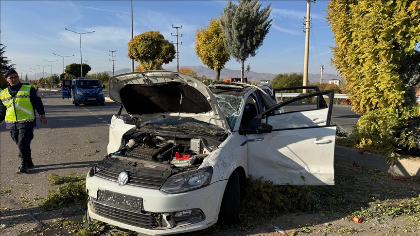 Li Elezîzê qeza: dayik û dergûşa wê mirin, 4 kes jî birîndar bûn