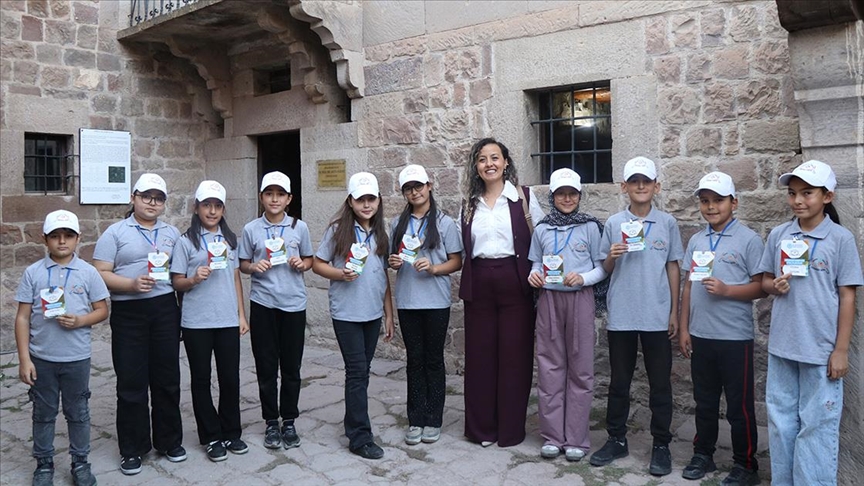 "Mimar Sinan'ın torunları" tarihi mahallenin gönüllü turizm elçiliğini yapıyor