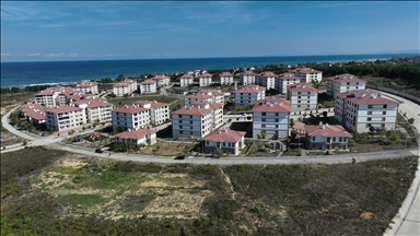 Bakan Kurum, TOKİ ile Sakarya'da ev sahibi olan vatandaşların görüntülerini paylaştı