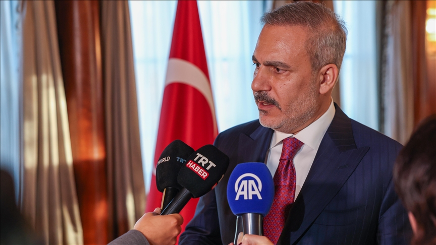 Глава МИД Турции заявил о проведении многочисленных встреч в США по вопросу Сирии