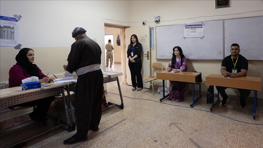 رئيس مفوضية الانتخابات العراقية: العملية تجري بانسيابية تامة 