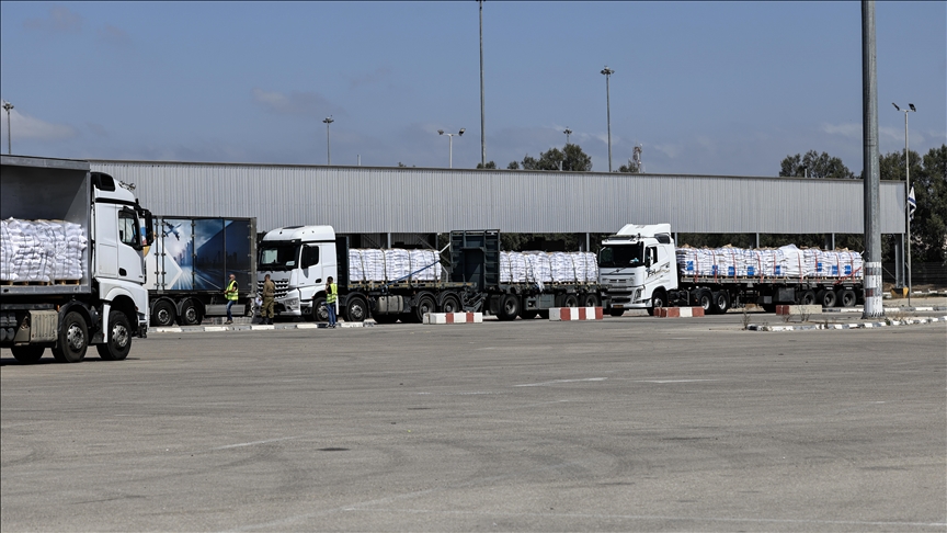 BM\'ye göre ateşkesten beri Gazze\'ye bir kez bile günde 600 yardım kamyonu ulaşmadı