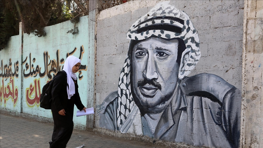 فلسطين.. 21 عاما على رحيل ياسر عرفات (بروفايل)