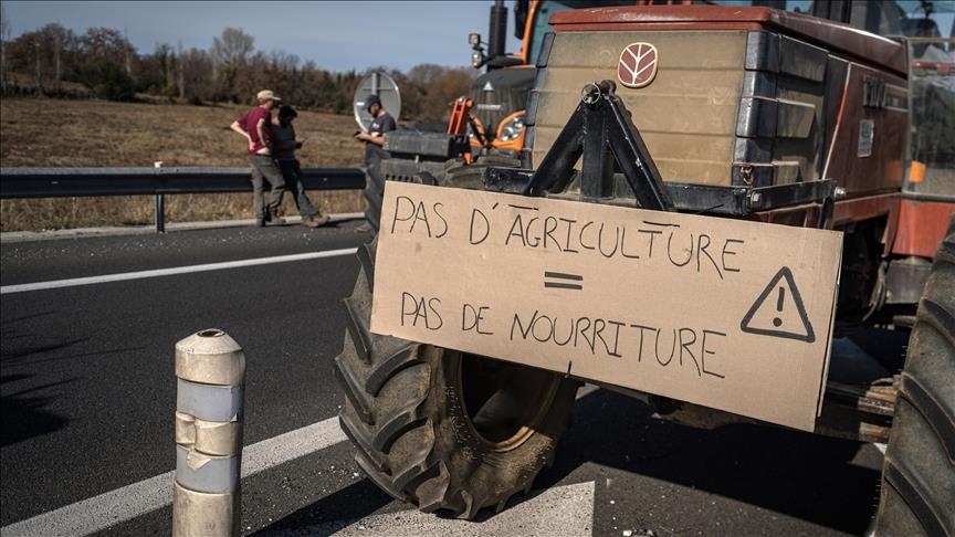 EU strikes provisional deal to cut red tape for farmers