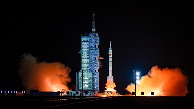 Китай готовится к возвращению на Землю экипажа космического корабля «Шэньчжоу-20»