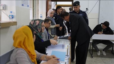 Élections législatives en Irak : les Irakiens aux urnes pour renouveler le parlement