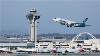 US transportation chief 'concerned' air traffic controllers may not return immediately when government reopens