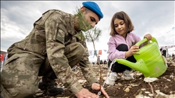 "Milli Ağaçlandırma Günü"nde fidanlar toprakla buluşturuldu