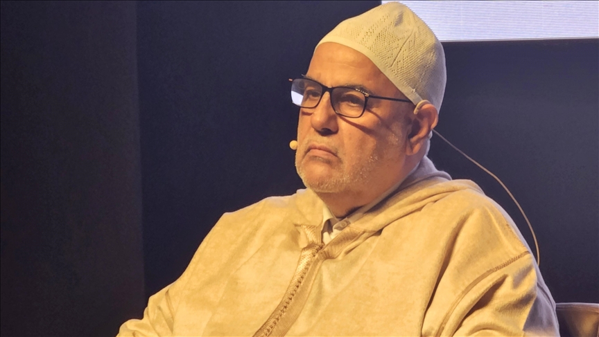 بنكيران يدعو لدعم إمام مغربي حُكم بالسجن "ظلما" 15 عامًا في فرنسا