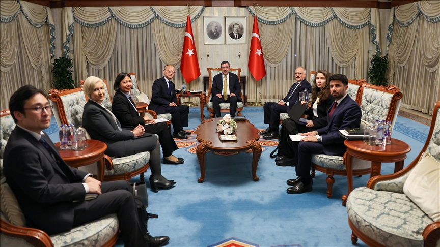 Cumhurbaşkanı Yardımcısı Yılmaz, Asya Kalkınma Bankası Başkanı Kanda\'yı kabul etti