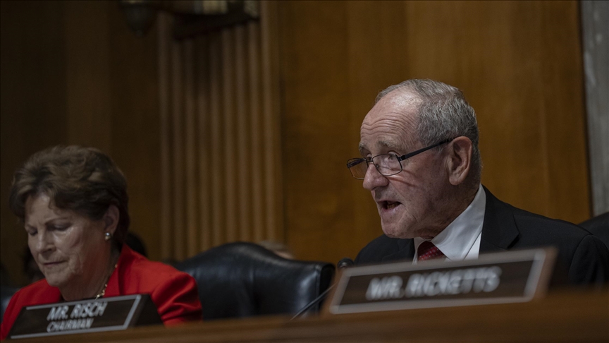 لجنة العلاقات الخارجية بالشيوخ الأمريكي تؤيد رفع العقوبات عن سوريا