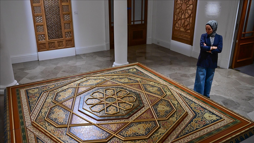 مؤسسة "جبل الفيروز" البريطانية تجمع رواد الفن الإسلامي في لندن