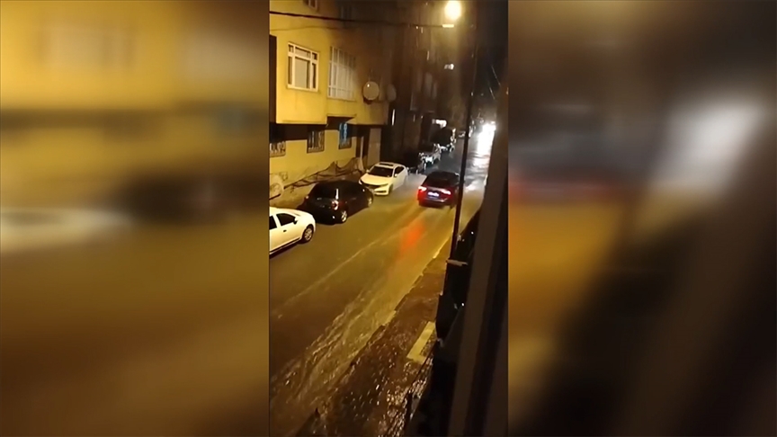 Maltepe\'de sağanak etkili oluyor