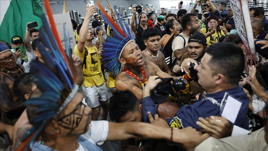 Demonstranti upali na konferenciju o klimatskim promjenama, sukobili se sa sigurnosnim osobljem UN-a