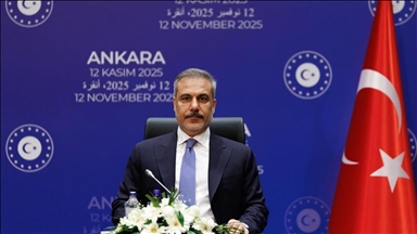 Турскиот министер Фидан рече дека Хамас е подготвен за траен прекин на огнот, го повика Израел на иста посветеност