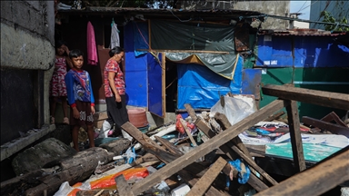 Rritet në 259 numri i të vdekurve nga tajfunet në Filipine