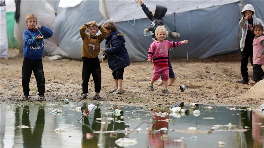 Over 900,000 displaced Gazans at risk of flooding as severe storm approaches, authorities warn