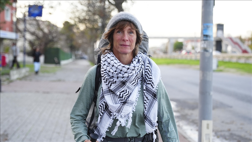 Aktivistja britanike po ecë për 6 5 muaj për të mbledhur ndihmë për palestinezët