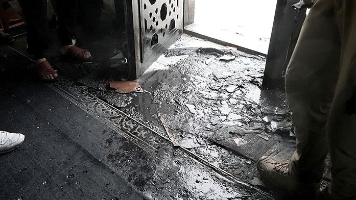 izraelitet-qe-uzurpojne-tokat-palestineze-djegin-nje-xhami-ne-bregun-perendimor