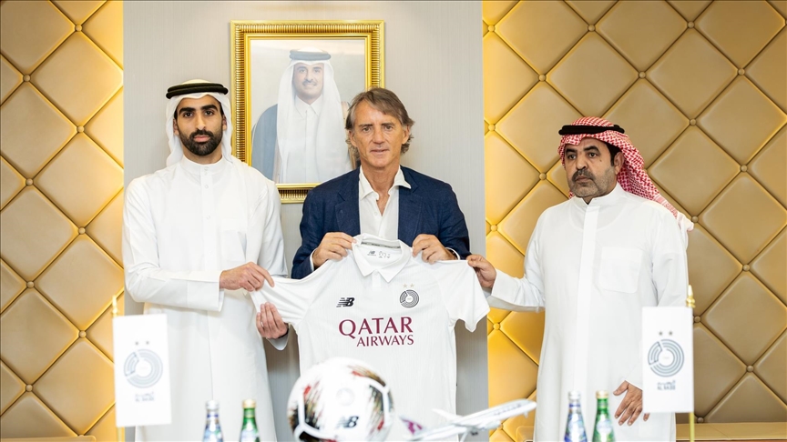 قدم.. الإيطالي روبرتو مانشيني مدربا جديدا للسد القطري 