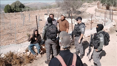 الضفة.. إصابة فلسطيني برصاص مستوطنين إسرائيليين