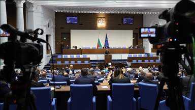 Болгарский парламент отклонил вето президента Радева на закон о «Лукойле»