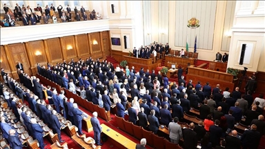 Болгарский парламент отклонил вето президента Радева на закон о «Лукойле»